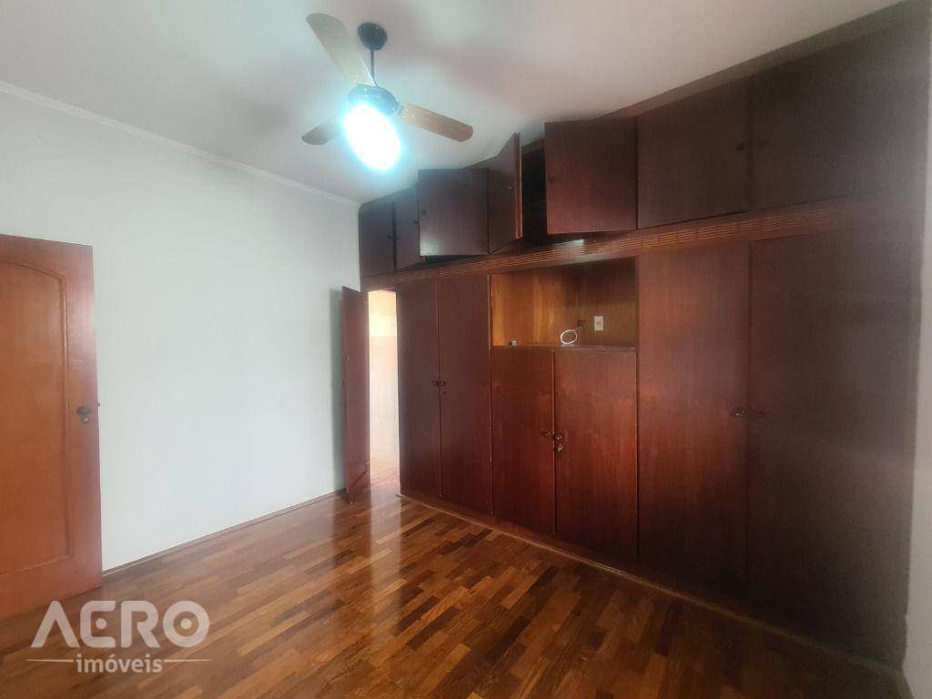 Casa à venda com 3 quartos, 280m² - Foto 12