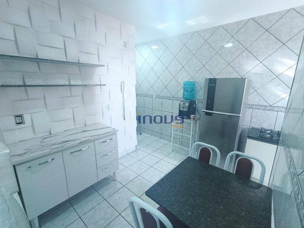 Apartamento para alugar com 3 quartos, 116m² - Foto 5