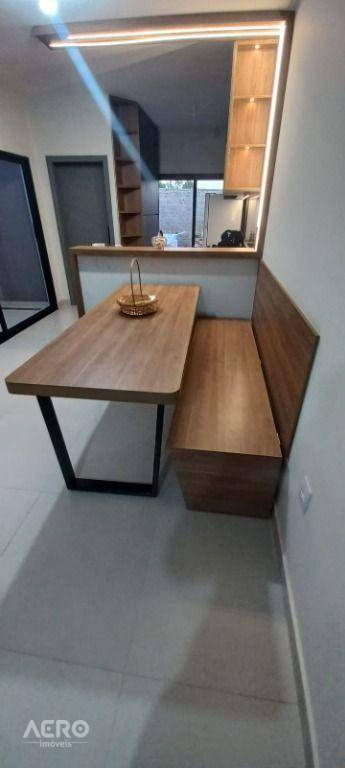 Casa à venda com 2 quartos, 51m² - Foto 15