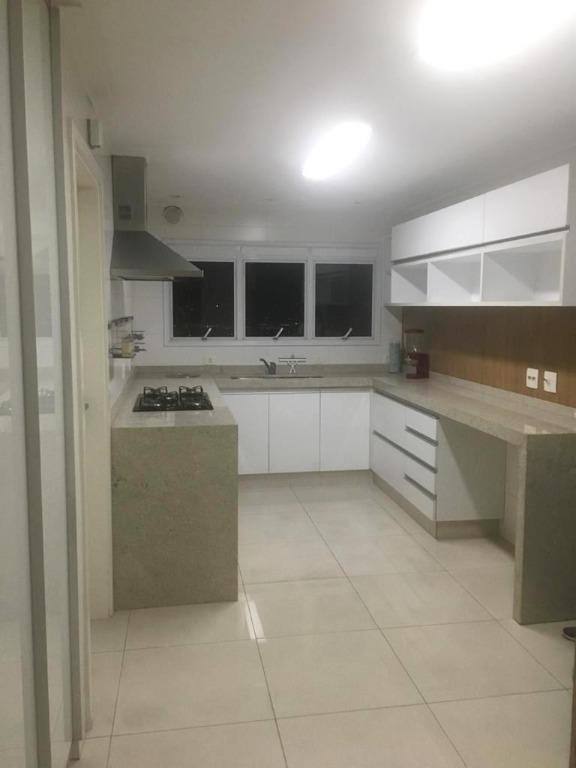 Apartamento à venda com 3 quartos, 213m² - Foto 7