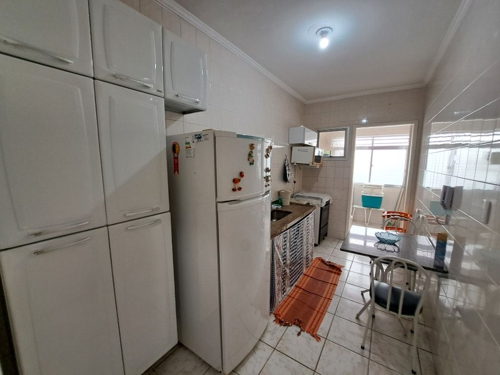 Apartamento à venda com 2 quartos, 70m² - Foto 12