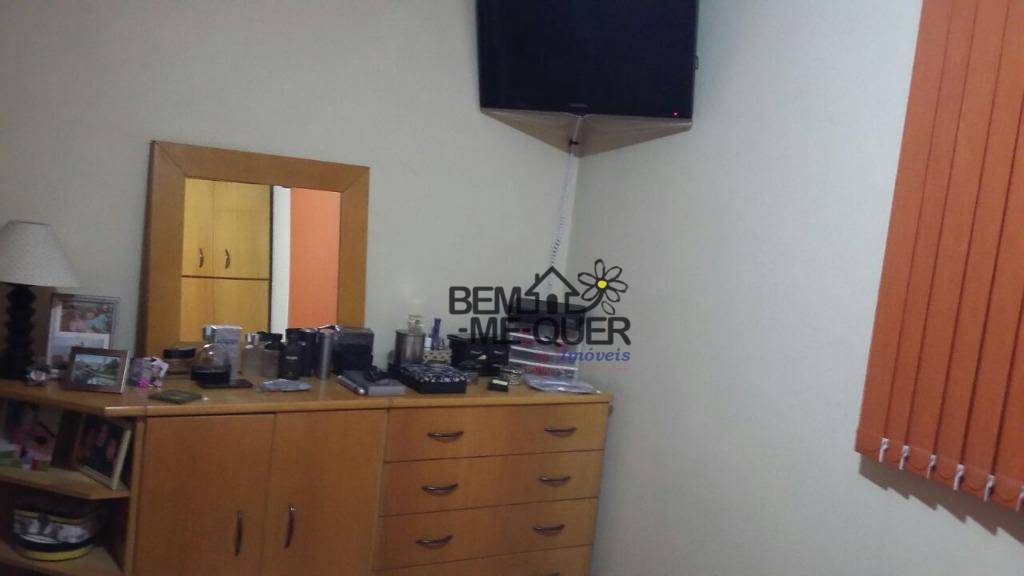 Apartamento à venda com 2 quartos, 70m² - Foto 9