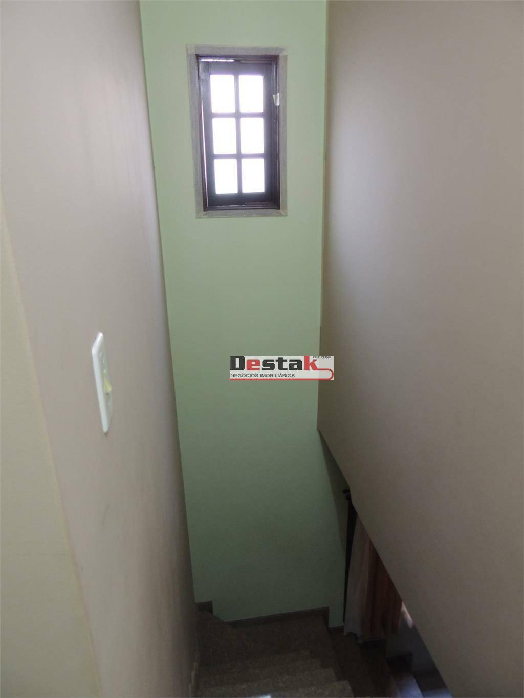 Sobrado à venda com 3 quartos, 300m² - Foto 12