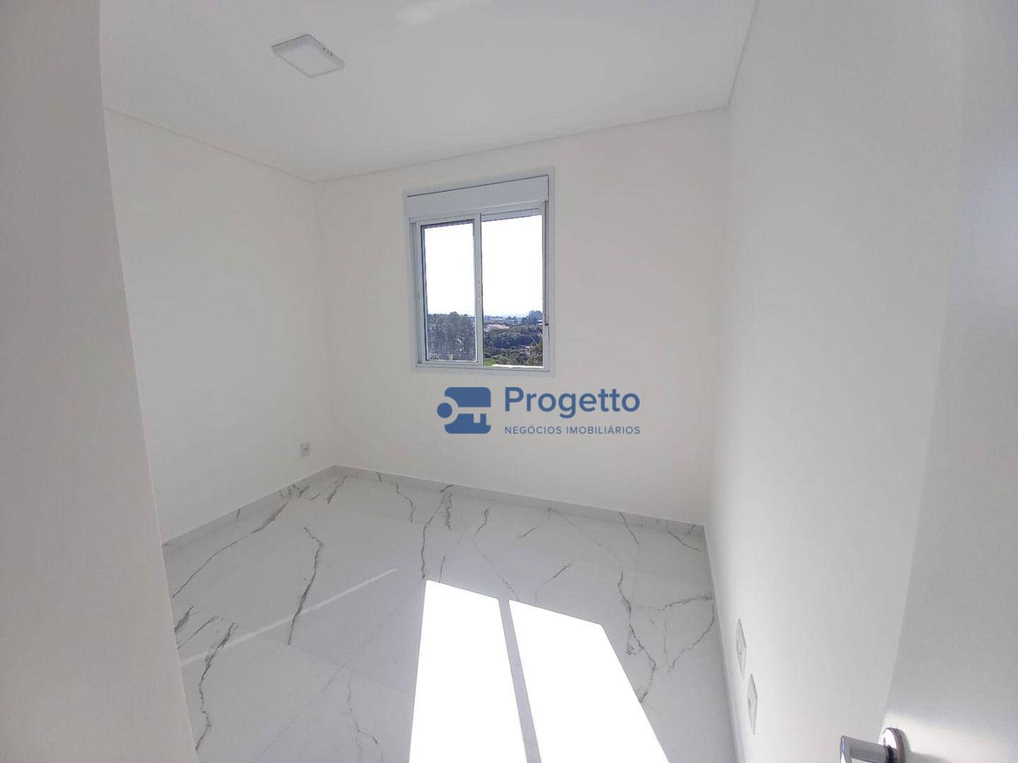 Apartamento para alugar com 2 quartos, 50m² - Foto 12