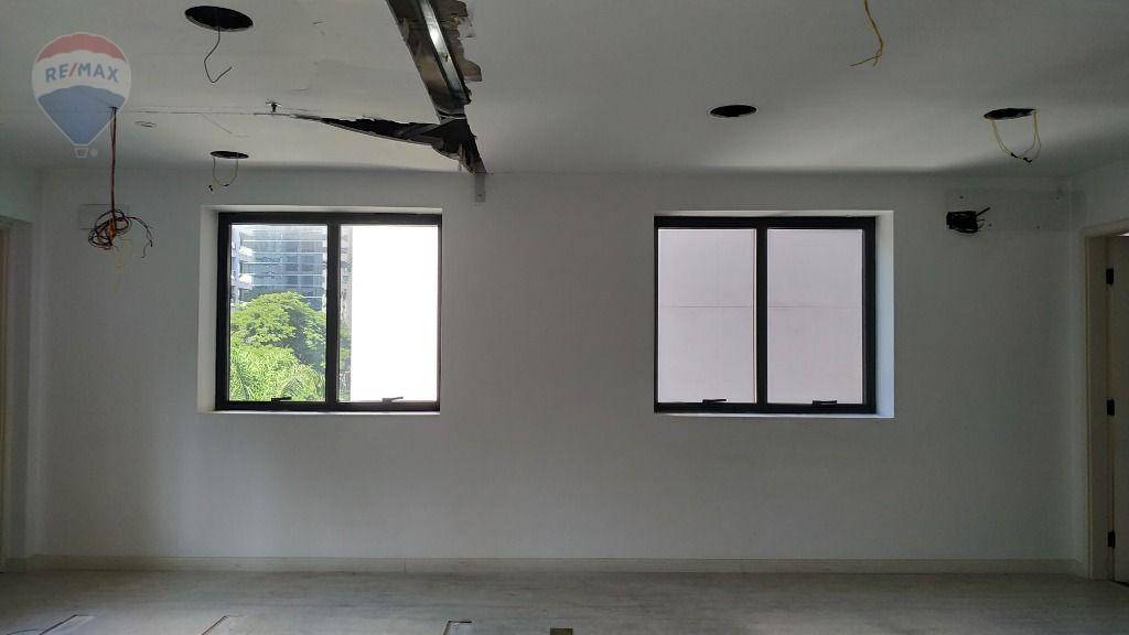 Prédio Inteiro para alugar, 100m² - Foto 13
