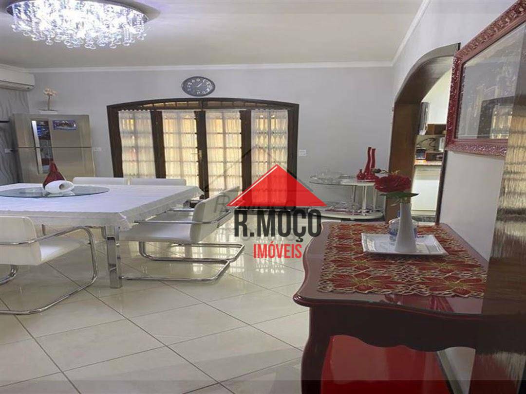 Sobrado à venda com 3 quartos, 348m² - Foto 38