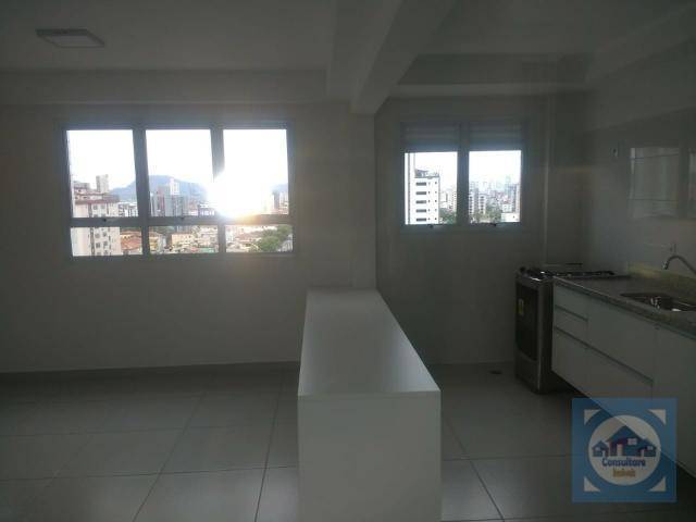 Apartamento à venda com 2 quartos, 70m² - Foto 11