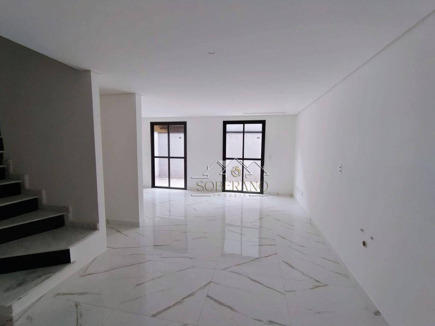 Sobrado à venda com 3 quartos, 145m² - Foto 1