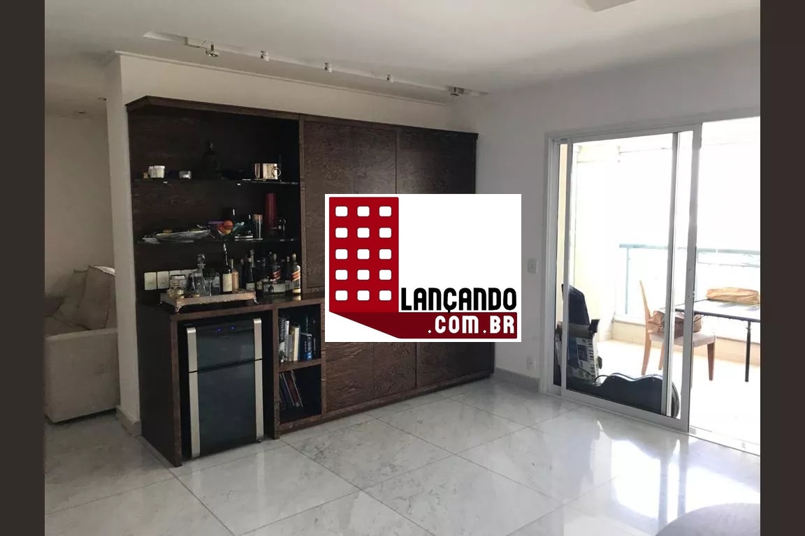 Apartamento à venda com 3 quartos, 190m² - Foto 4