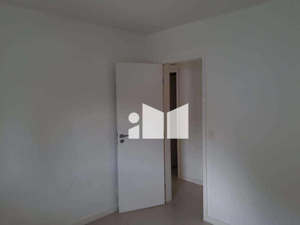 Apartamento à venda com 3 quartos, 130m² - Foto 14