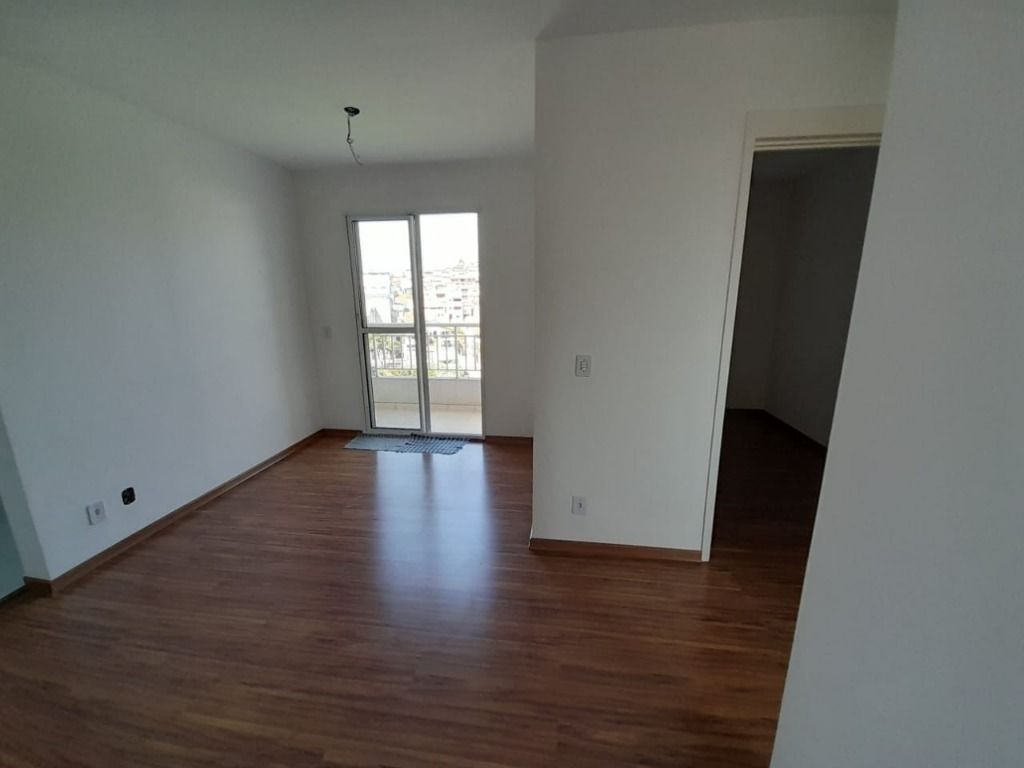 Apartamento à venda com 2 quartos, 55m² - Foto 2