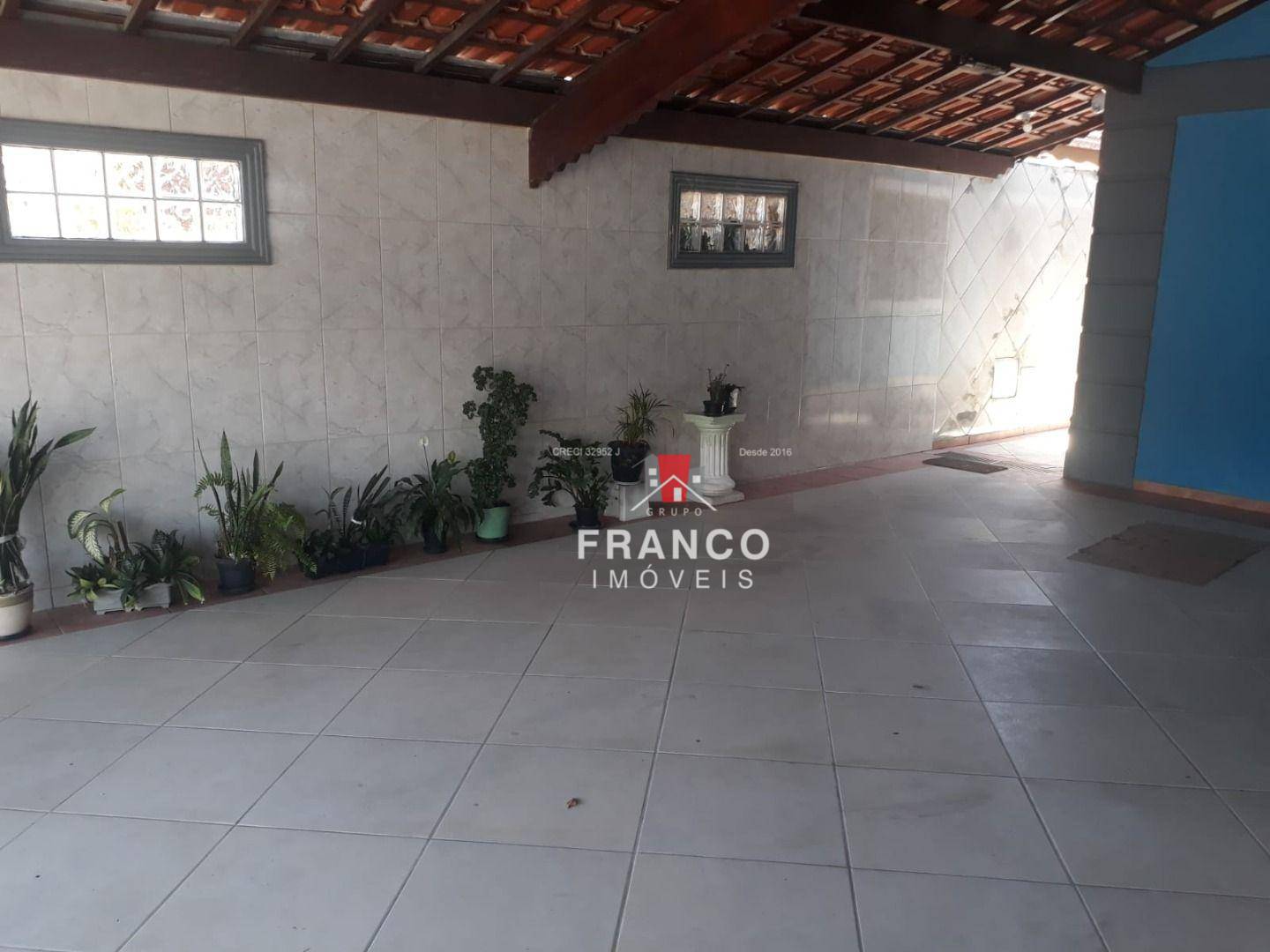 Casa à venda com 2 quartos, 45m² - Foto 22