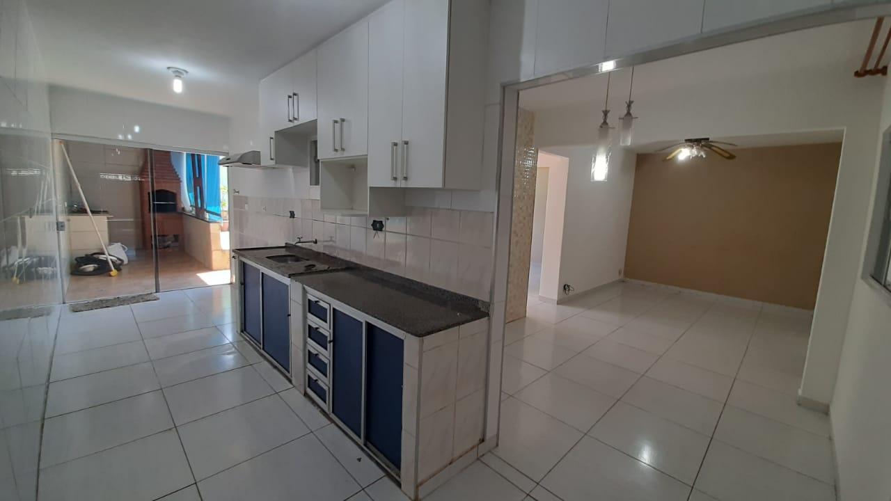 Casa à venda com 3 quartos, 140m² - Foto 9