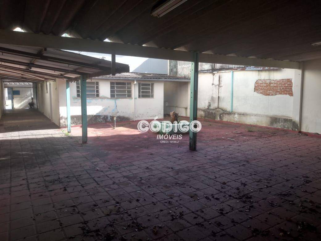 Sobrado à venda com 5 quartos, 300m² - Foto 4