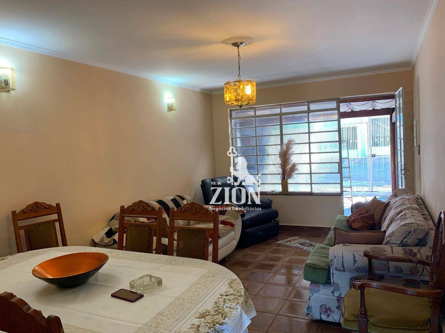 Sobrado à venda com 2 quartos, 150m² - Foto 3