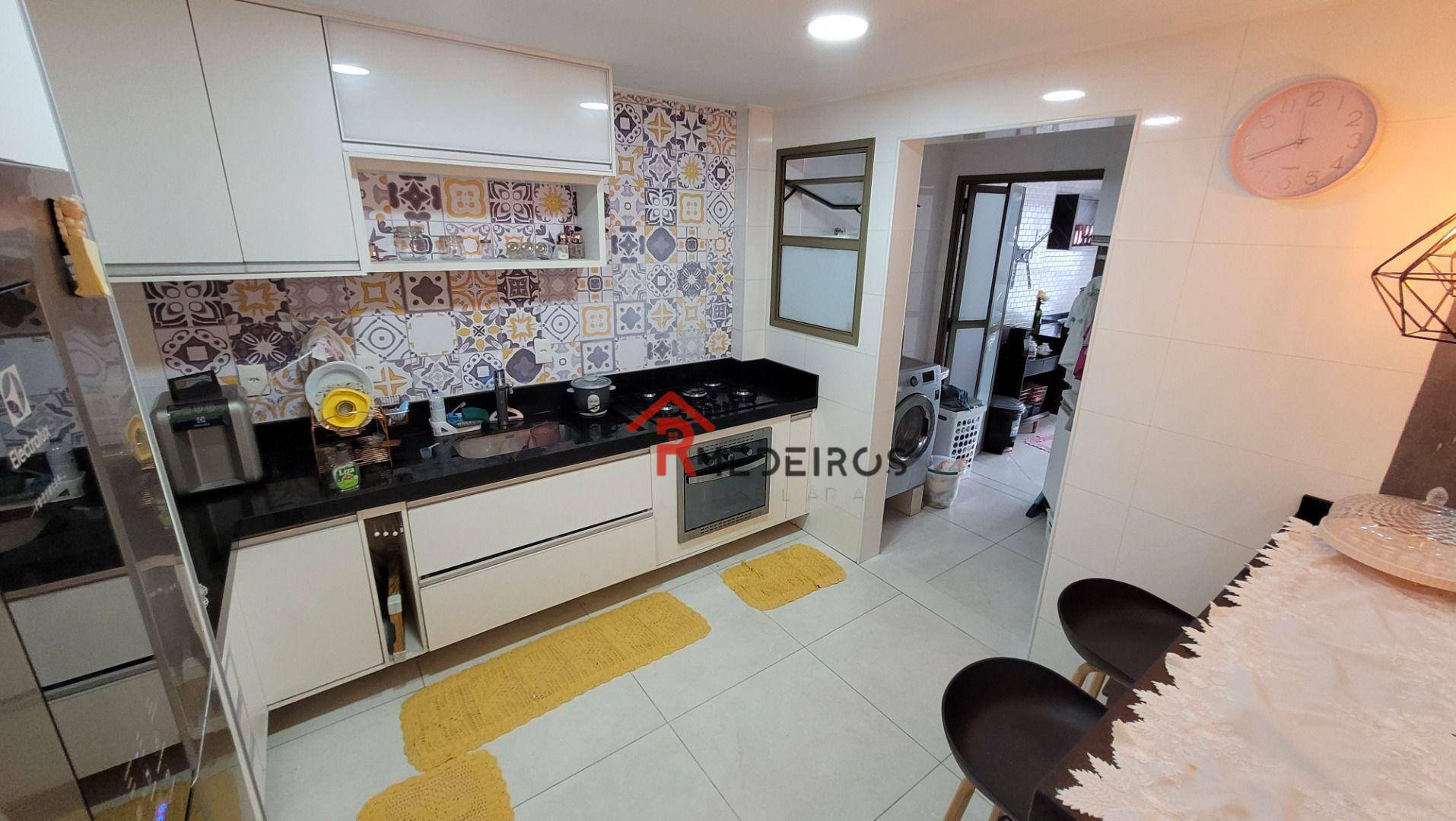 Apartamento à venda com 3 quartos, 118m² - Foto 11