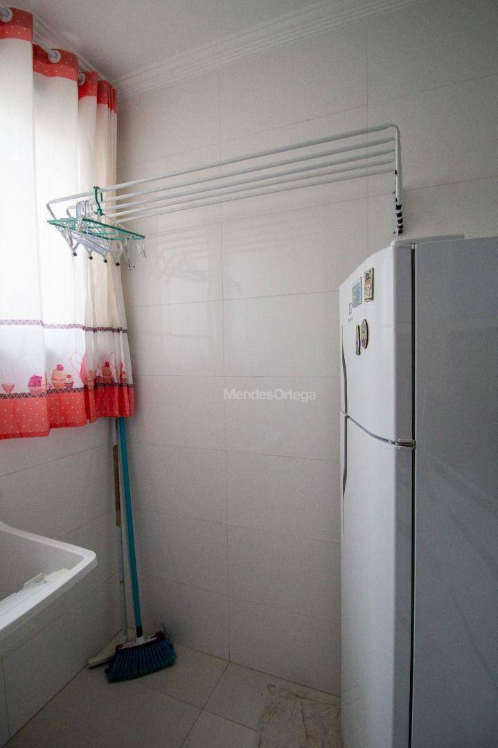 Apartamento para alugar com 3 quartos, 70m² - Foto 19