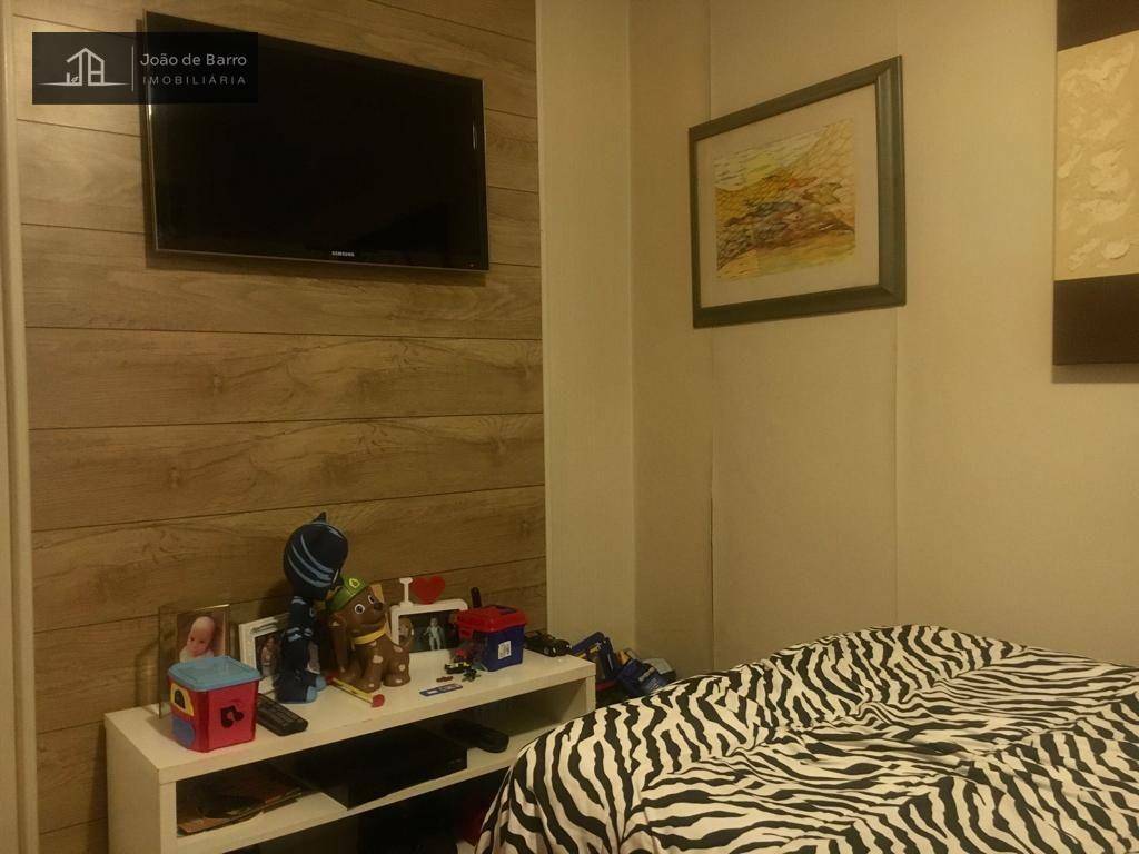 Apartamento à venda com 2 quartos, 60m² - Foto 10