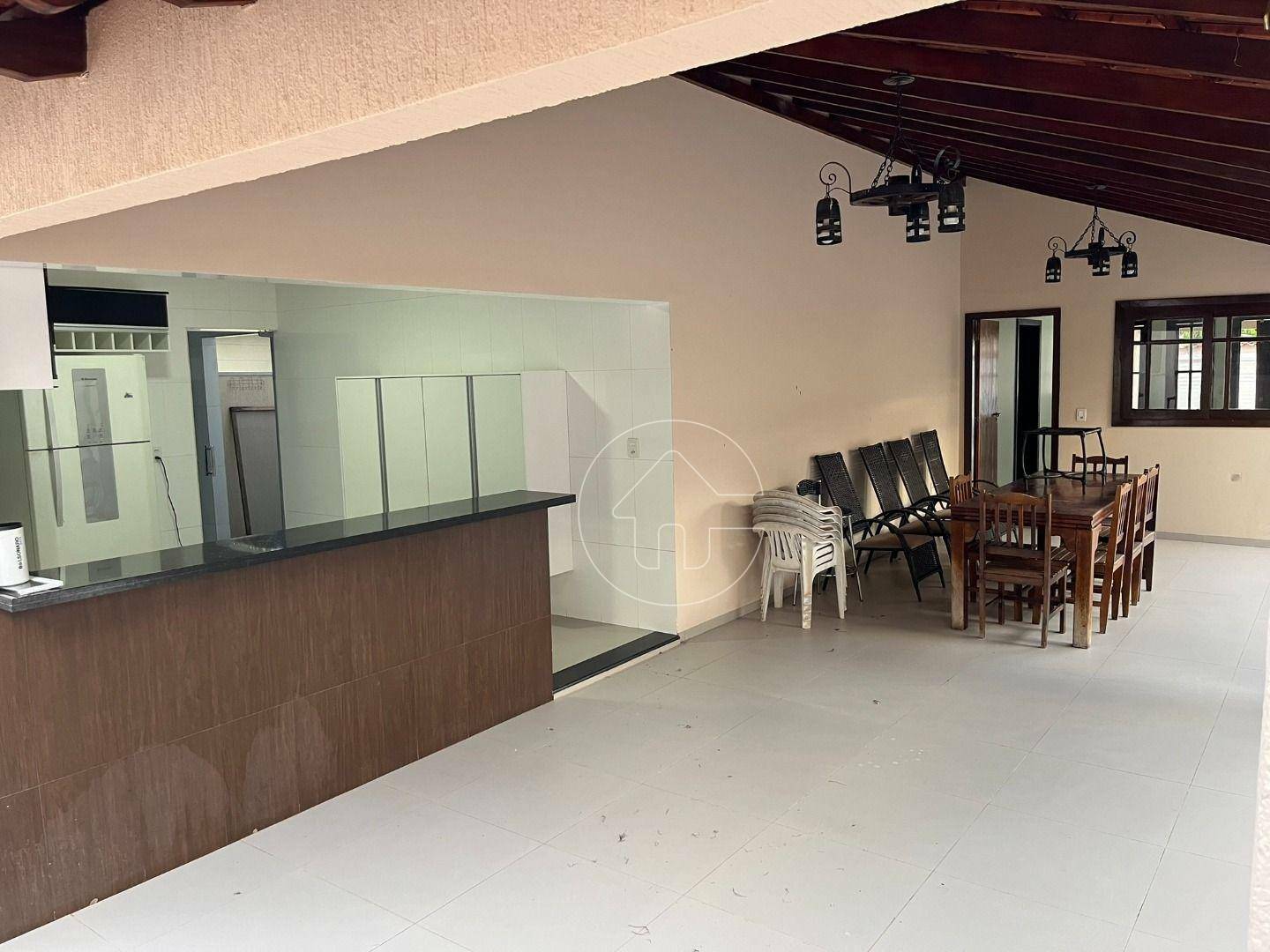 Casa à venda com 3 quartos, 198m² - Foto 18