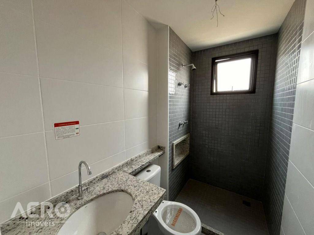 Apartamento à venda com 2 quartos, 64m² - Foto 13