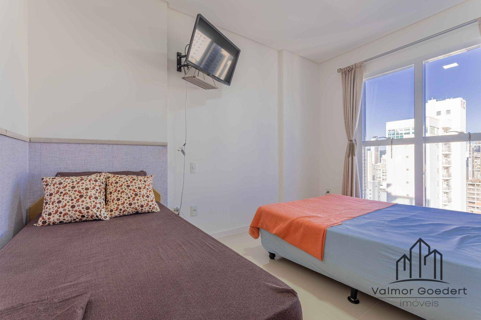 Apartamento à venda com 4 quartos, 134m² - Foto 12