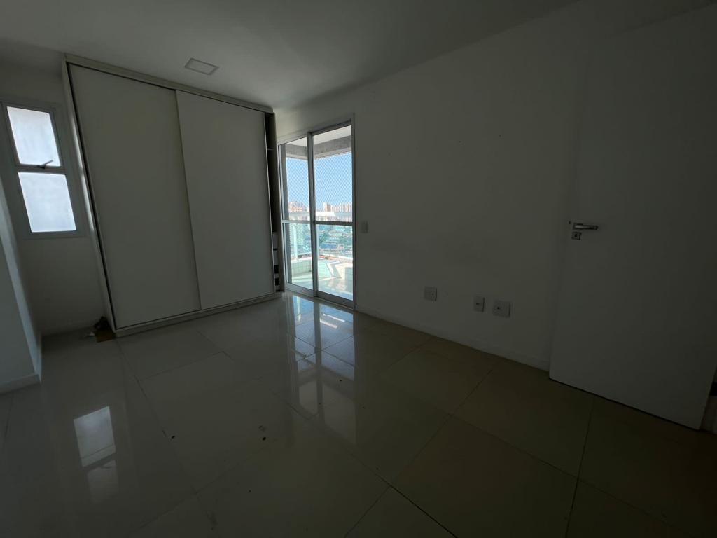 Apartamento à venda com 3 quartos, 111m² - Foto 6