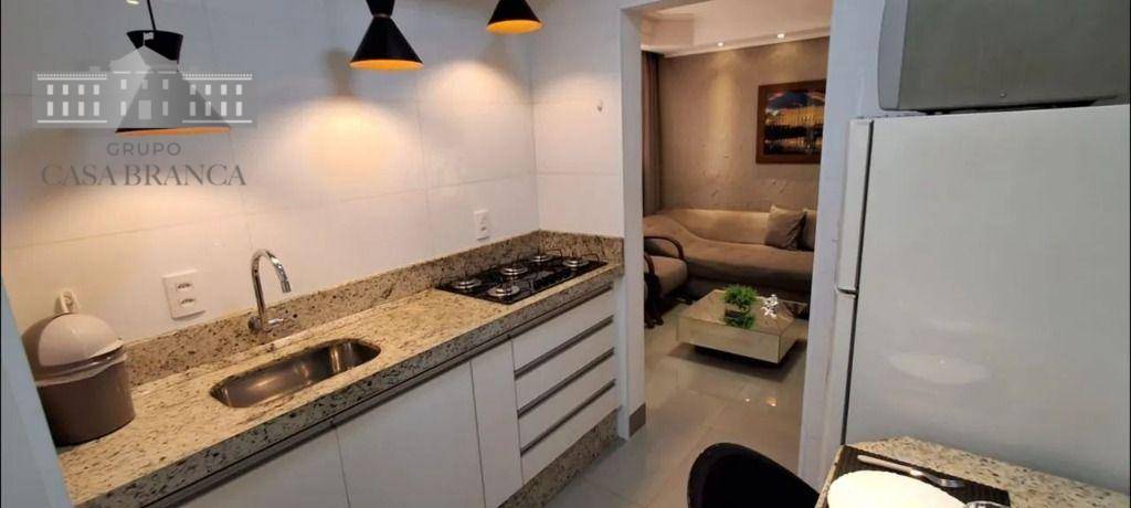 Apartamento para alugar com 2 quartos, 54m² - Foto 11