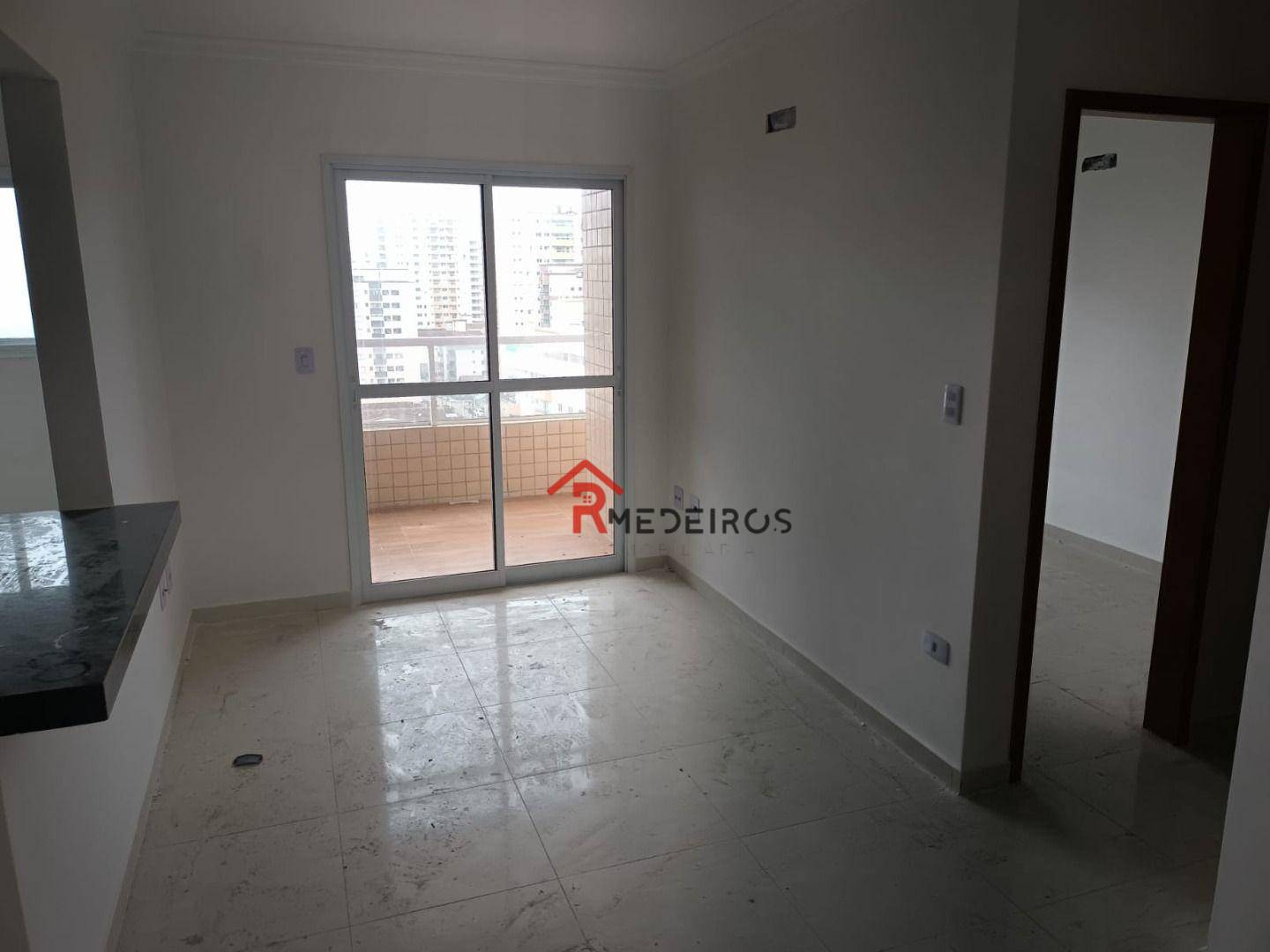 Apartamento à venda com 2 quartos, 66m² - Foto 2