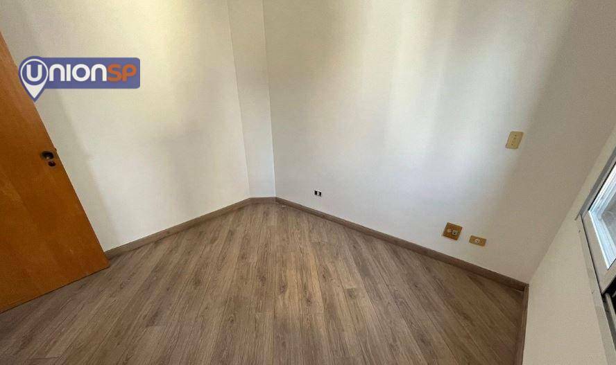 Apartamento à venda com 3 quartos, 87m² - Foto 11