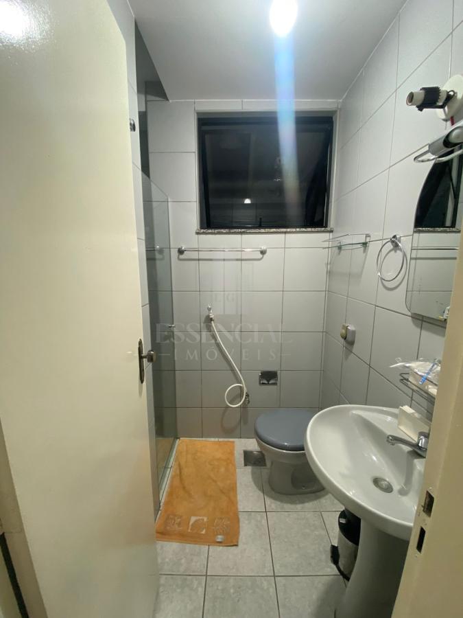 Apartamento à venda com 2 quartos, 70m² - Foto 10