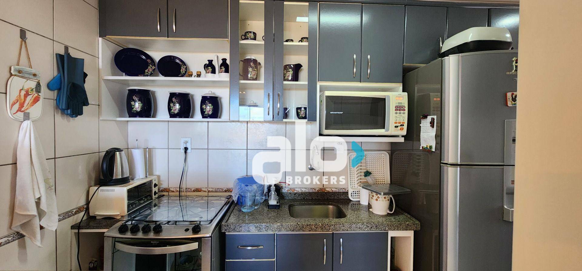 Apartamento à venda com 2 quartos, 67m² - Foto 12