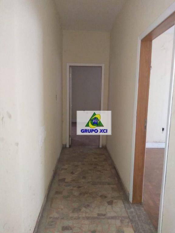 Casa para alugar com 3 quartos, 270m² - Foto 10