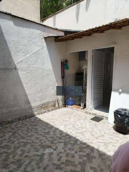 Casa à venda com 2 quartos, 100m² - Foto 13