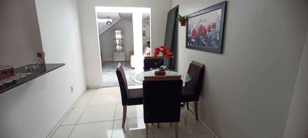 Casa à venda com 2 quartos, 120m² - Foto 17