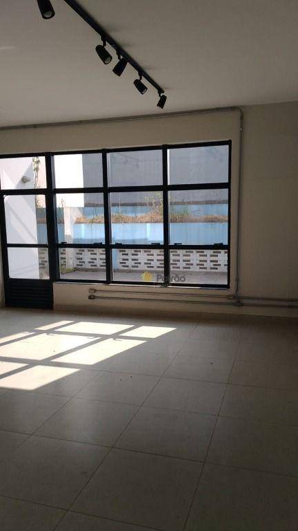 Prédio Inteiro para alugar, 748m² - Foto 1