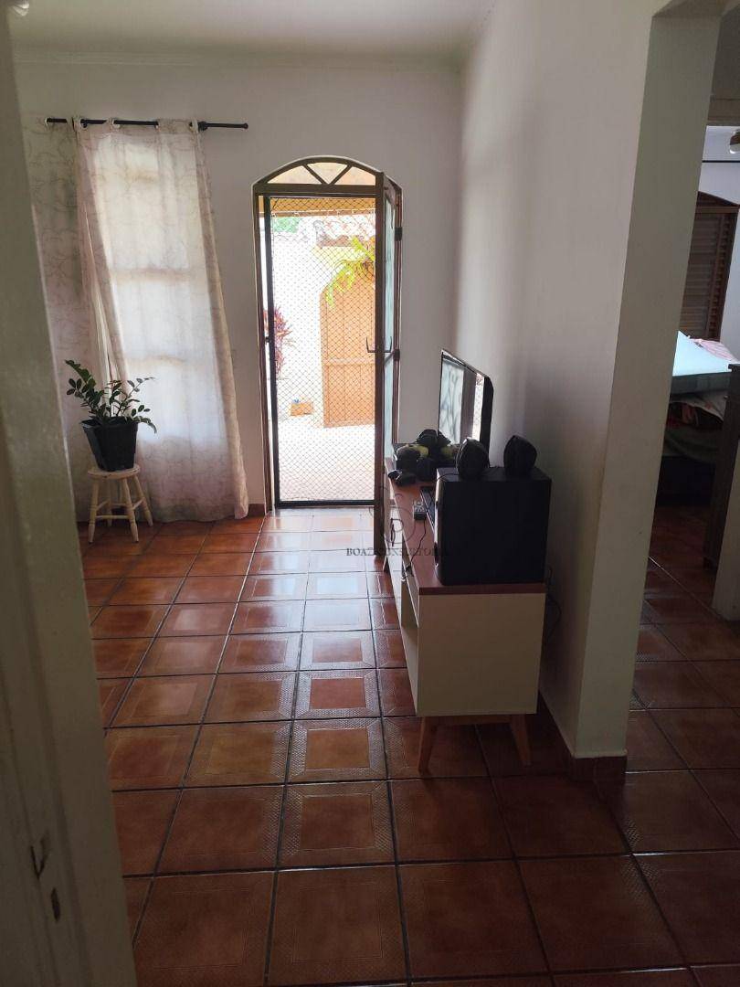 Casa à venda com 2 quartos, 97m² - Foto 9