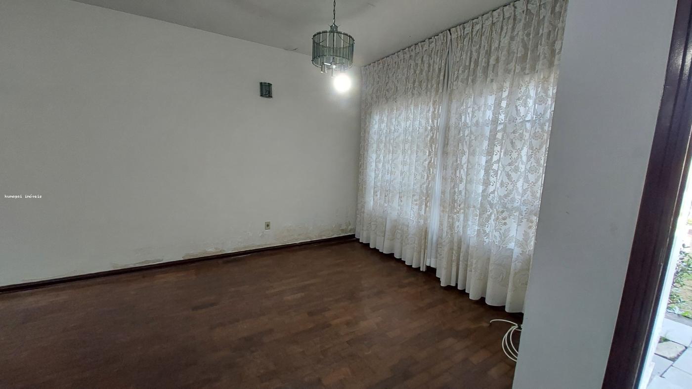 Casa à venda com 3 quartos, 500m² - Foto 3