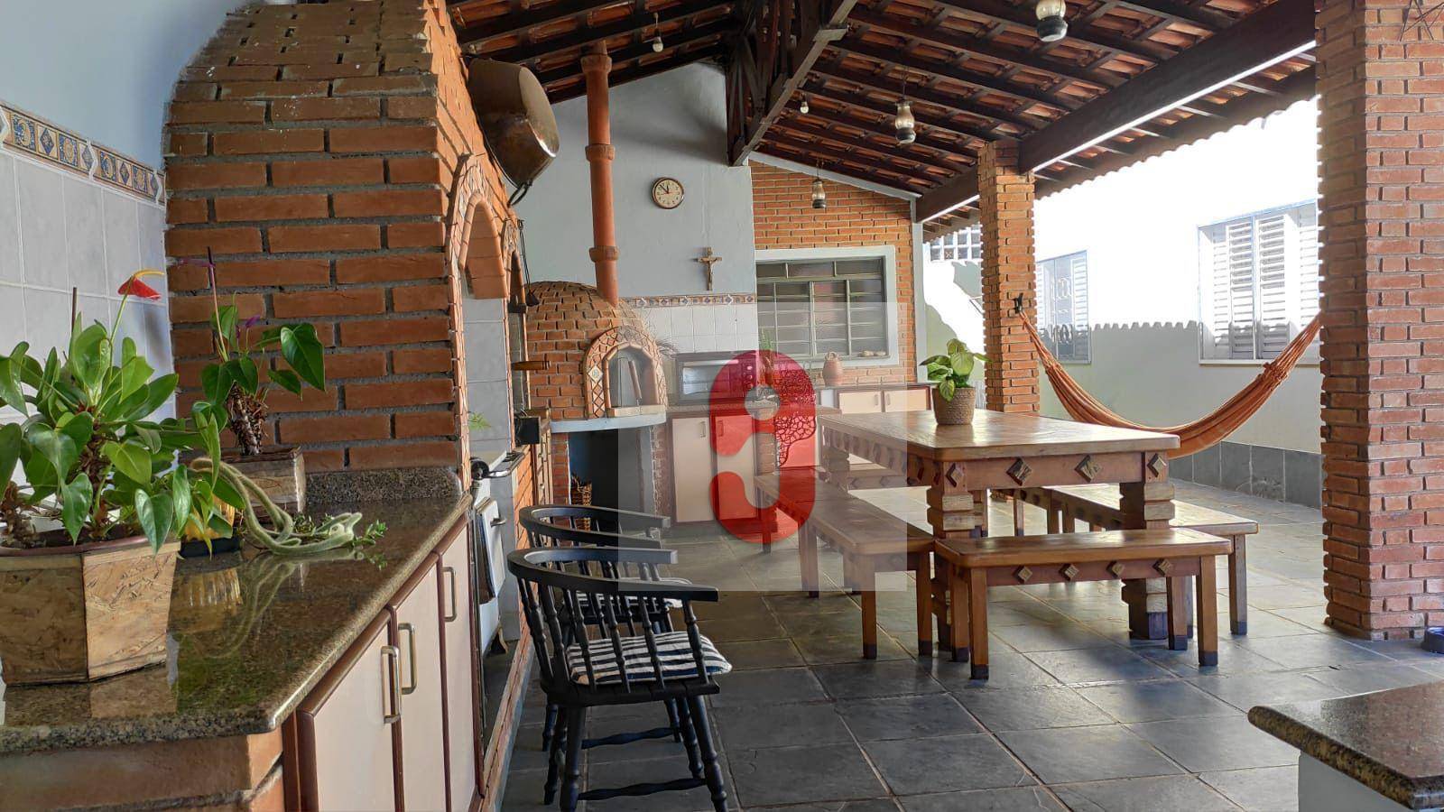 Casa, 3 quartos, 307 m² - Foto 5