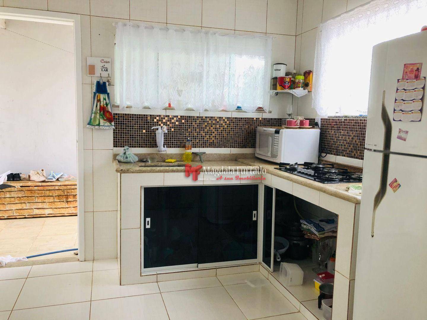 Casa à venda com 2 quartos, 100m² - Foto 13