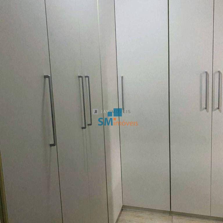 Apartamento à venda com 3 quartos, 138m² - Foto 2