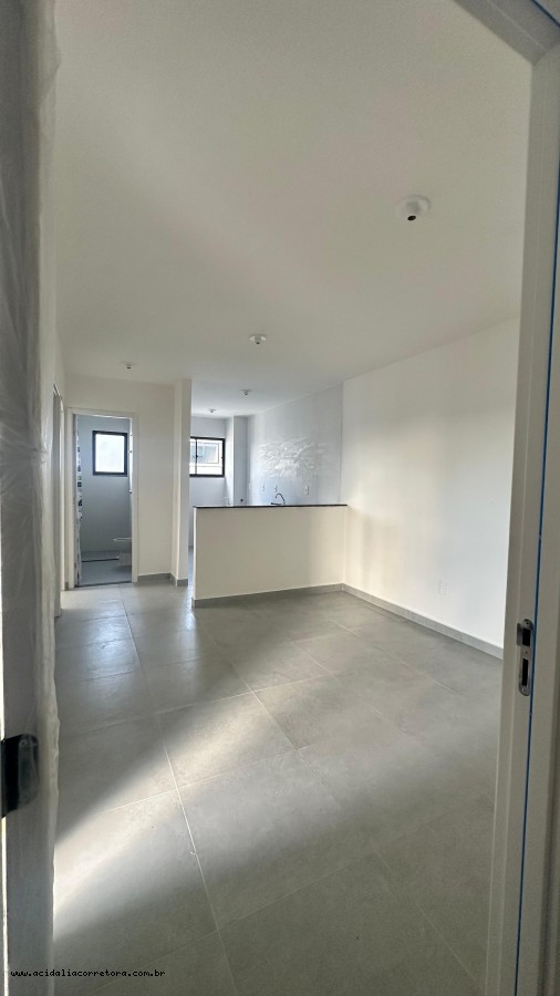 Apartamento para alugar com 2 quartos, 47m² - Foto 4