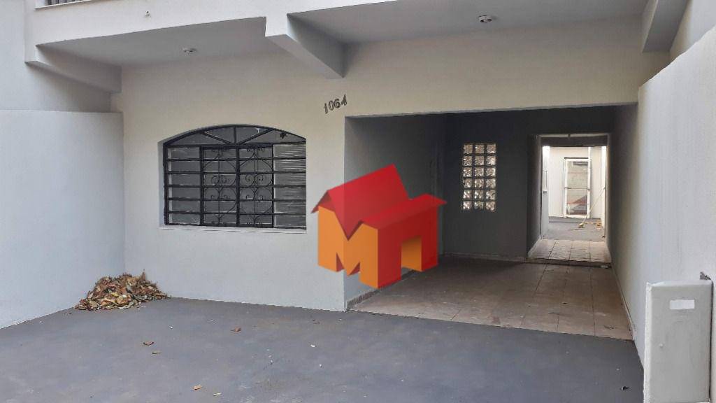 Sobrado à venda com 5 quartos, 245m² - Foto 1