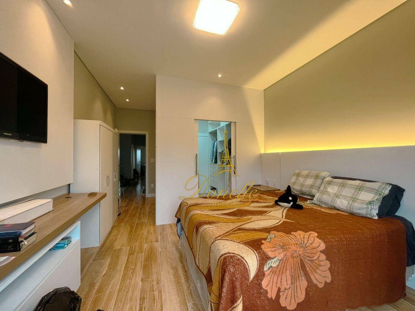 Sobrado à venda com 5 quartos, 314m² - Foto 30