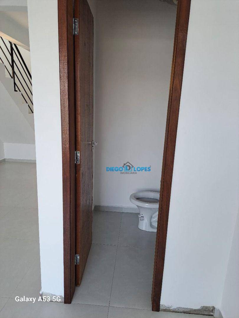 Sobrado à venda com 2 quartos, 70m² - Foto 2