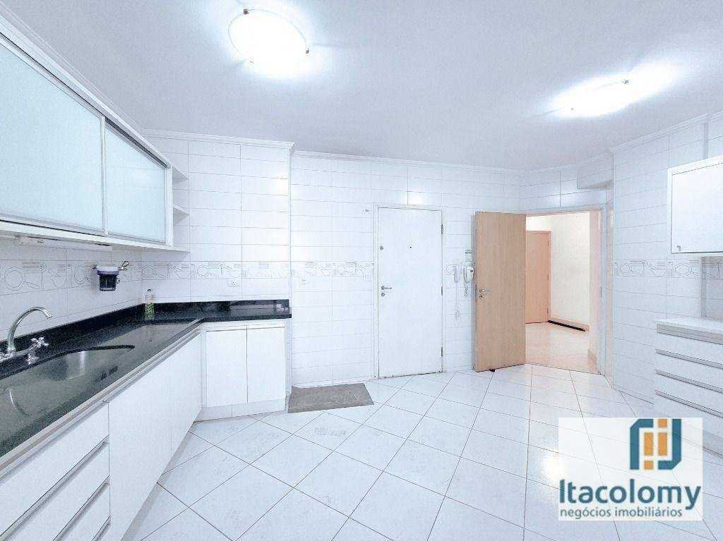 Apartamento à venda com 3 quartos, 162m² - Foto 3