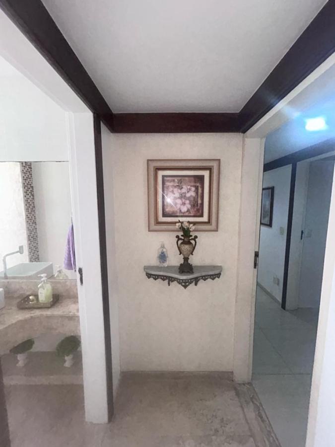 Apartamento à venda com 4 quartos, 200m² - Foto 9