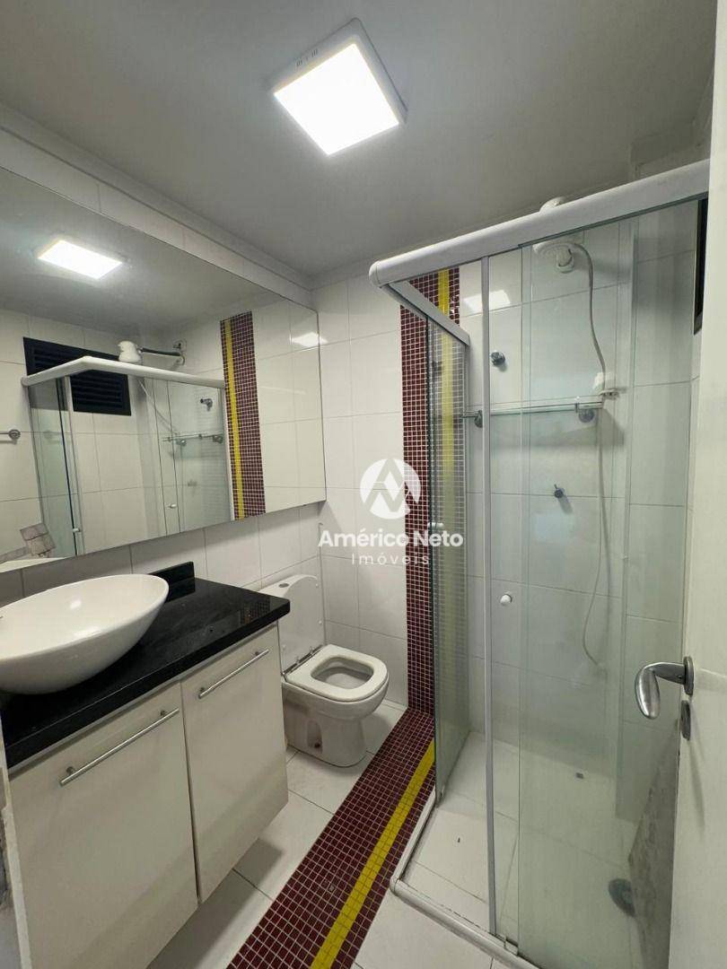 Apartamento para alugar com 2 quartos, 63m² - Foto 11