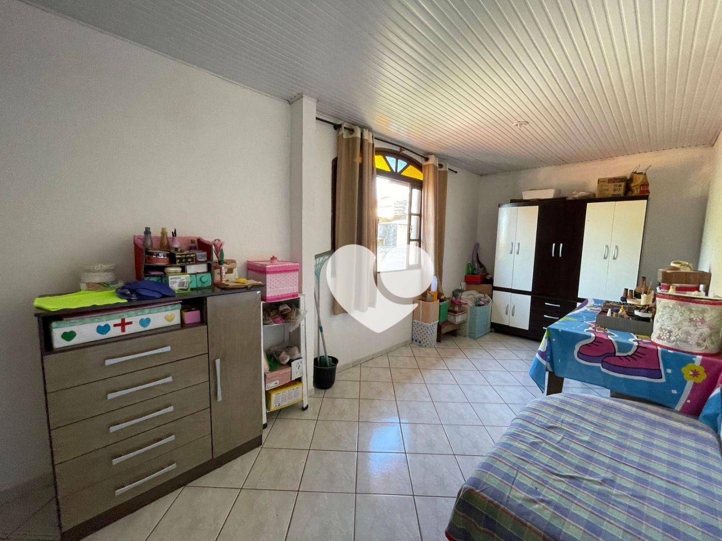 Casa à venda com 4 quartos, 352m² - Foto 21