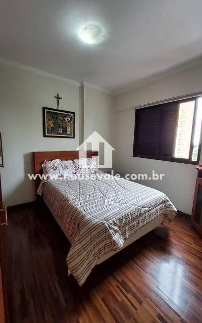 Apartamento à venda com 3 quartos, 143m² - Foto 21