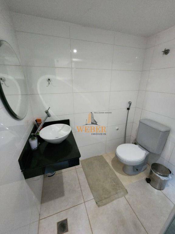 Sobrado à venda com 6 quartos, 240m² - Foto 18